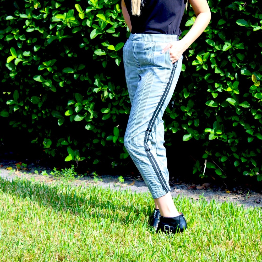 Plaid racer strip crop pants